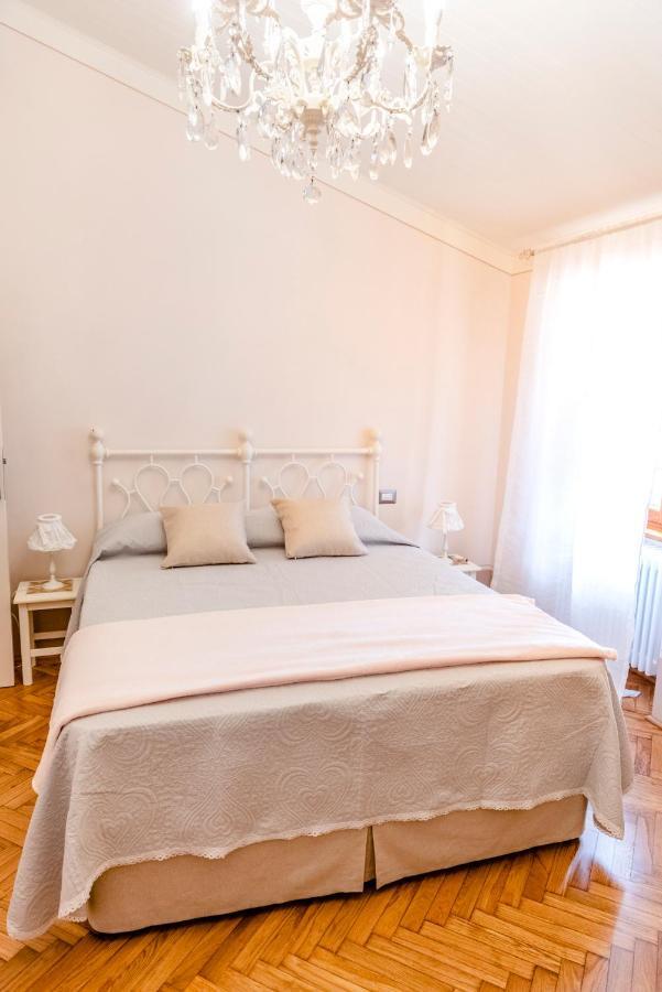 דירות קסטיליון פיורנטינו Borgo Sant'Andrea Al Pozzo מראה חיצוני תמונה